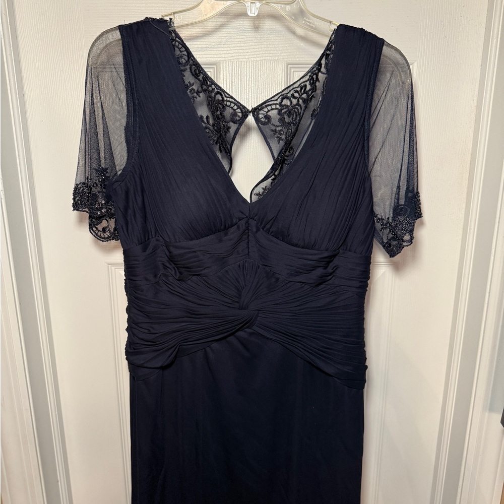 Elegant Navy Dress with Lace Sleeves